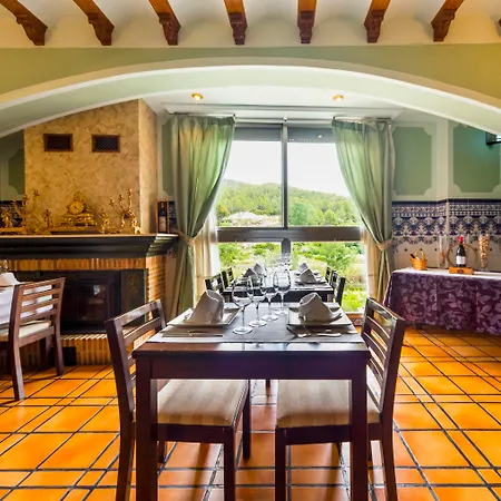 Rosaleda Del Mijares Hotel